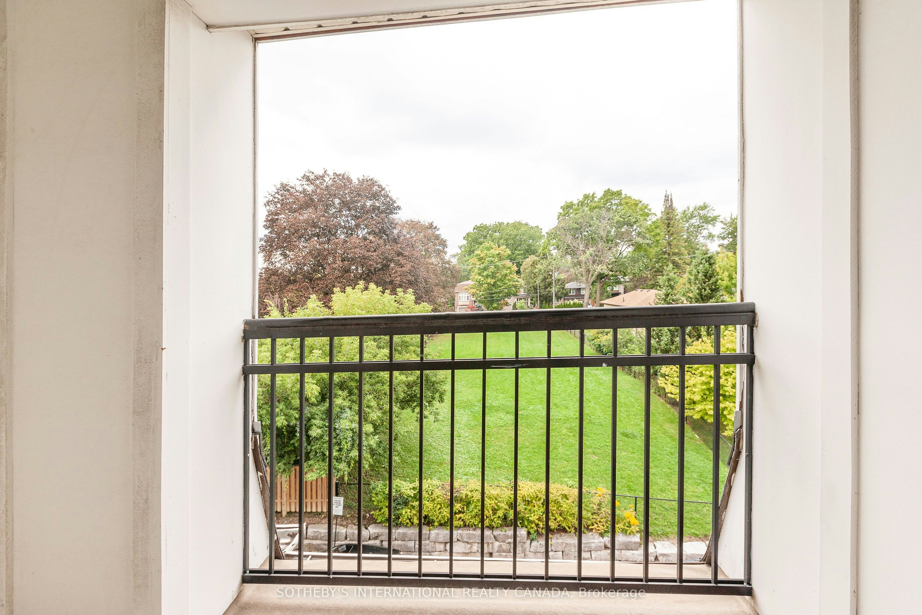 60 Routliffe Lane, Toronto, ON, M2N 0A5 - 29
