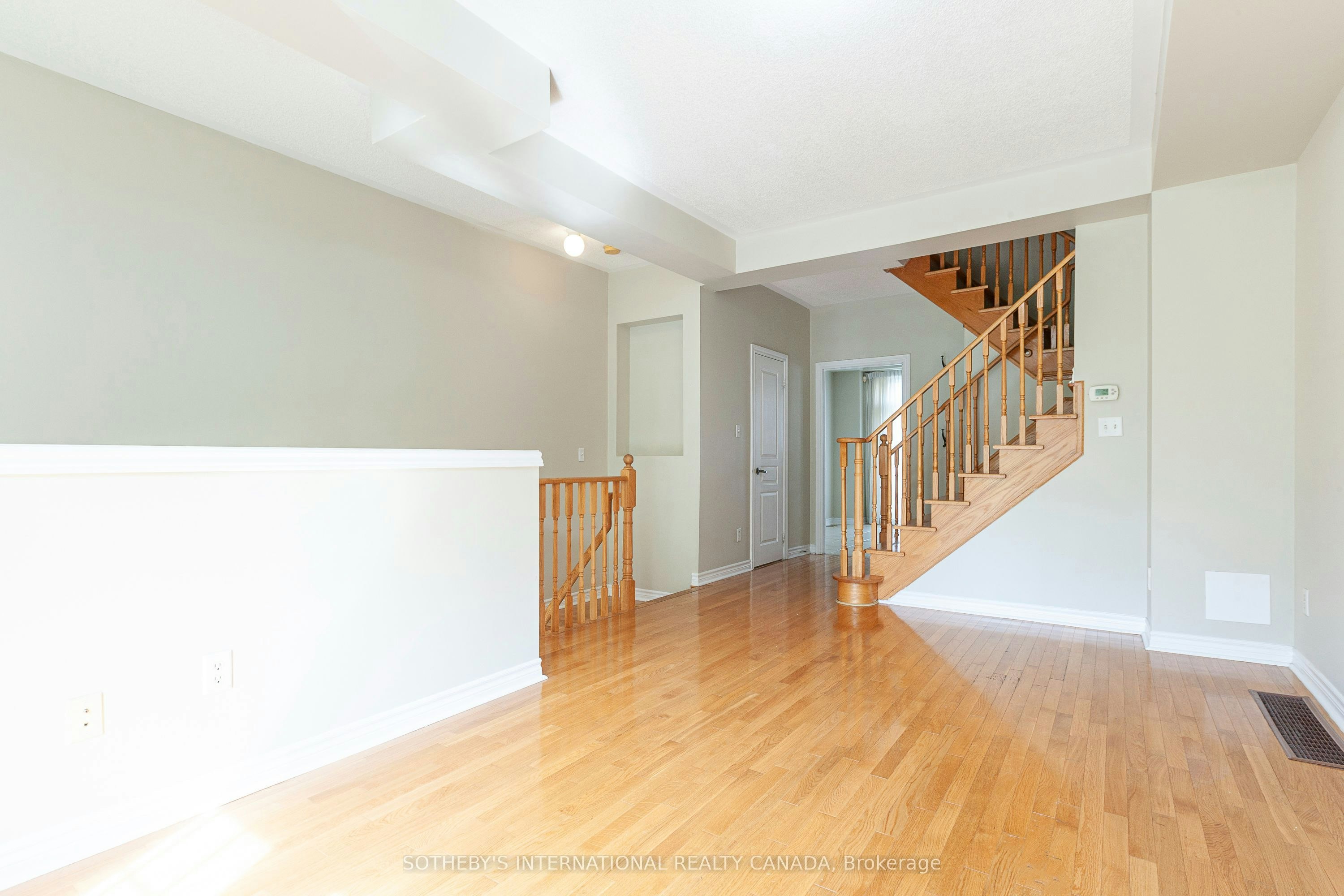 60 Routliffe Lane, Toronto, ON, M2N 0A5 - 9