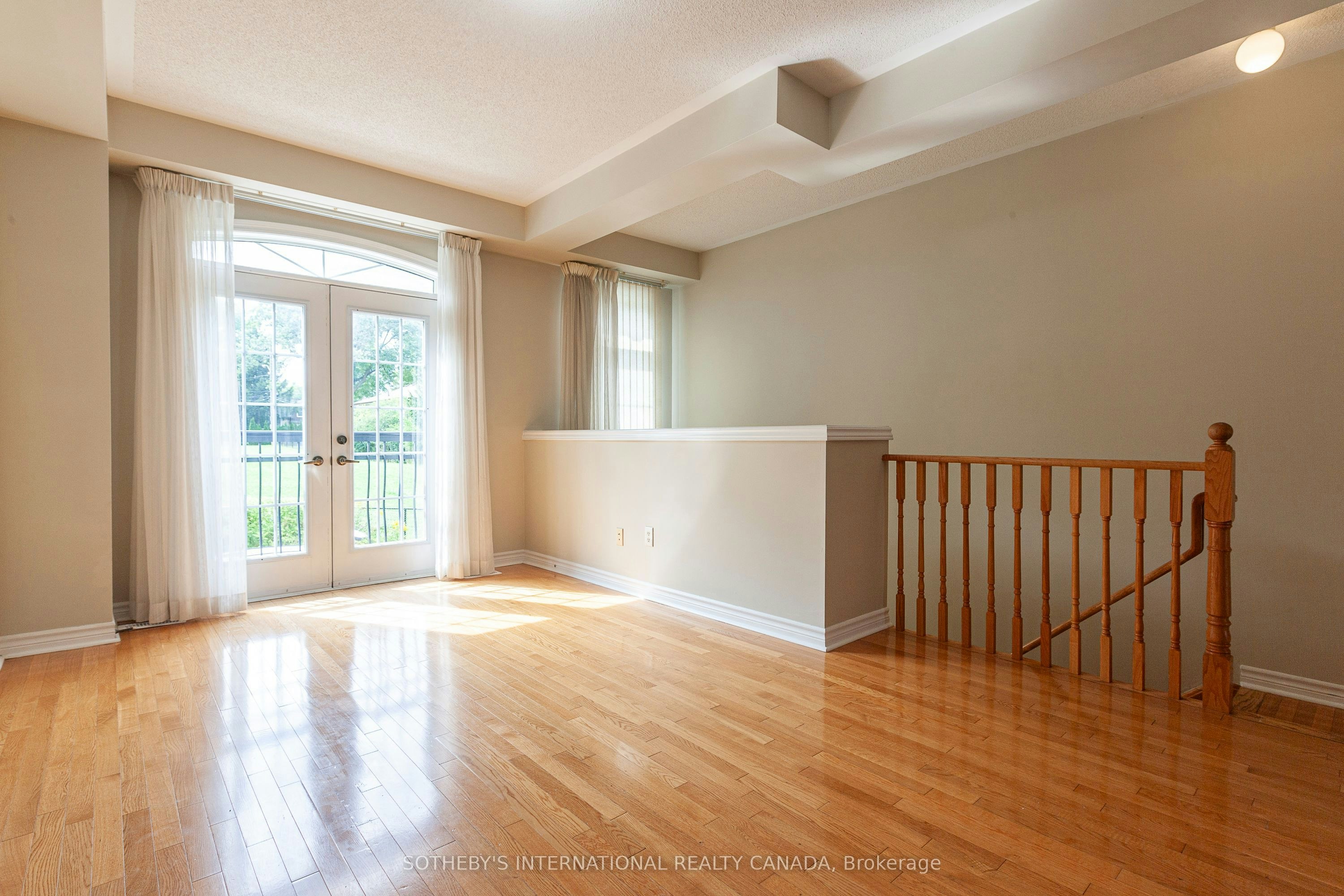 60 Routliffe Lane, Toronto, ON, M2N 0A5 - 8