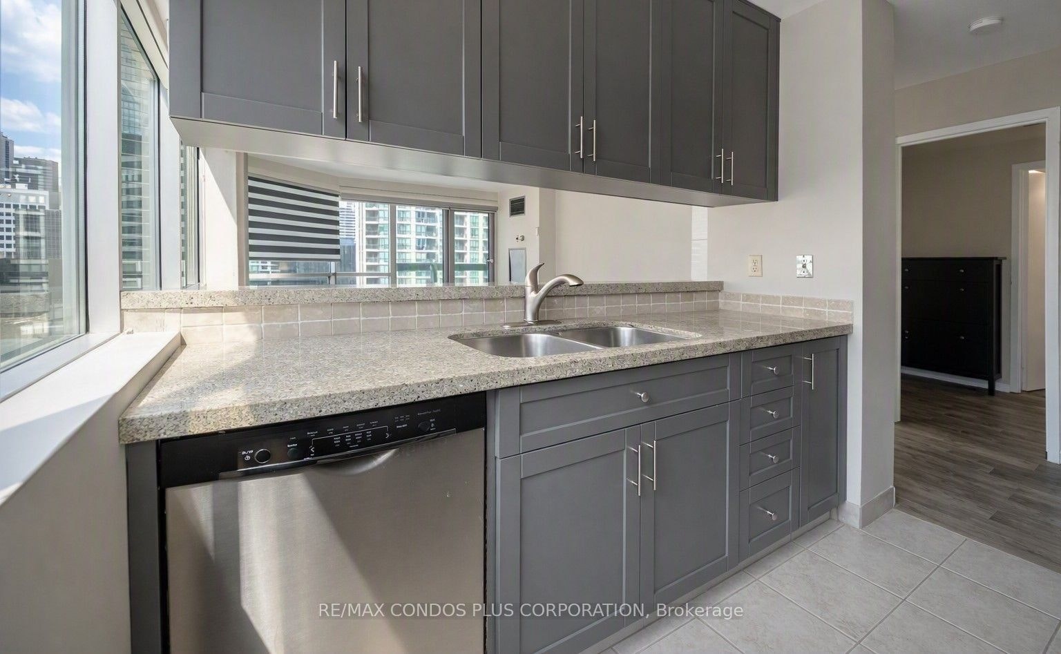 1211-10 Queens Quay W, Toronto, ON, M5J 2R9 - 7
