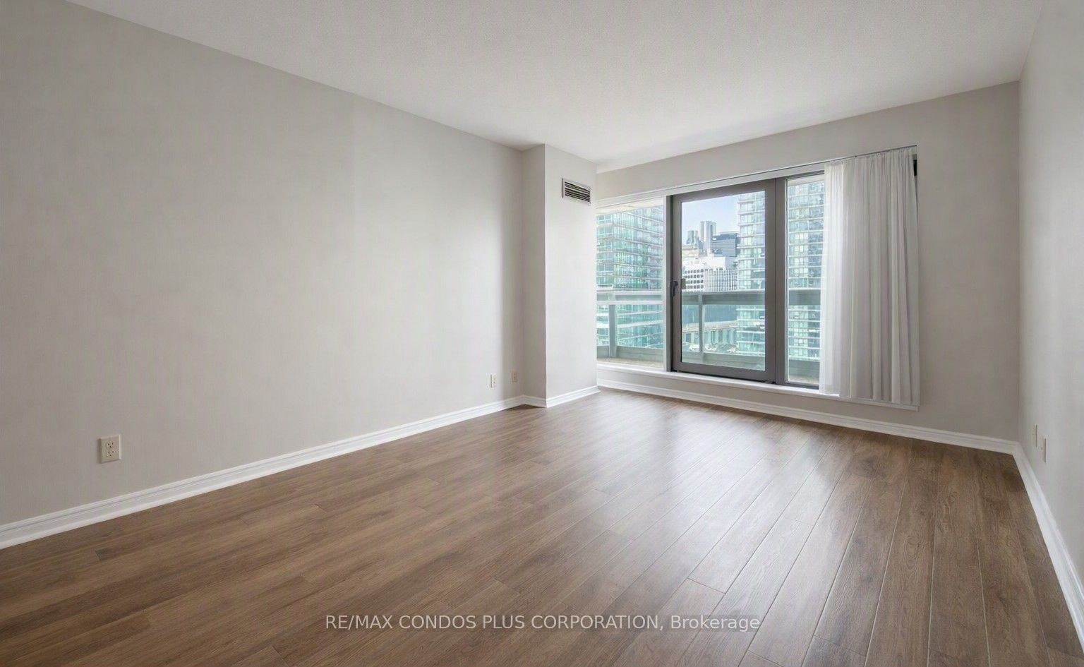 1211-10 Queens Quay W, Toronto, ON, M5J 2R9 - 13