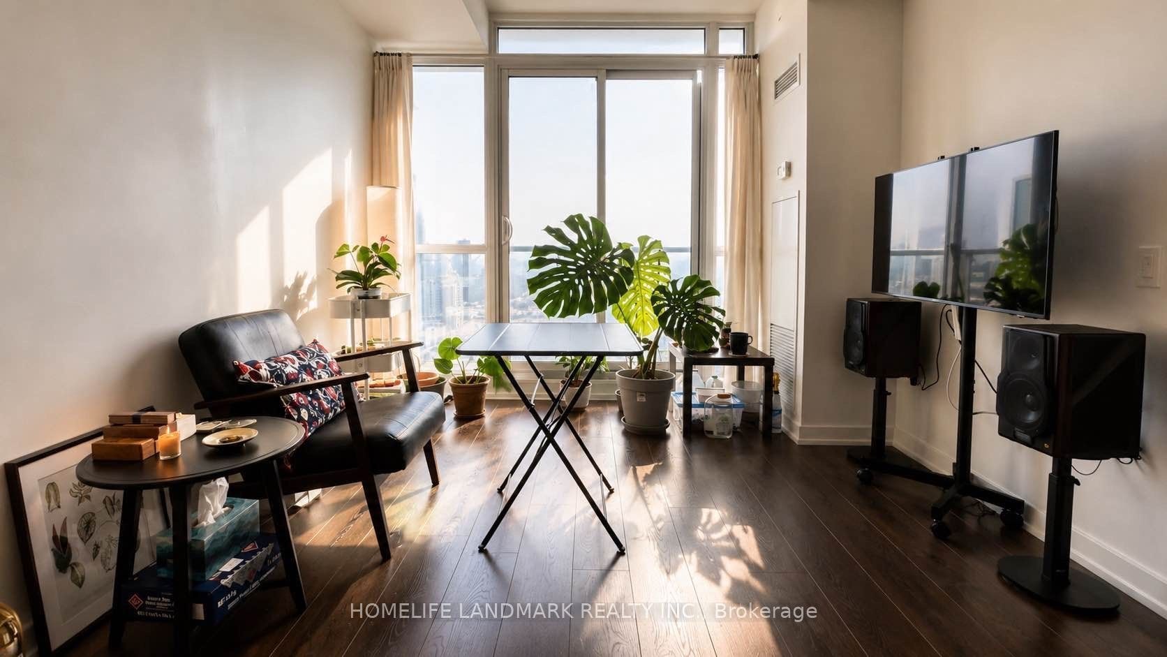 121 Mcmahon Drive, Toronto, ON, M2K 0C2 - 3
