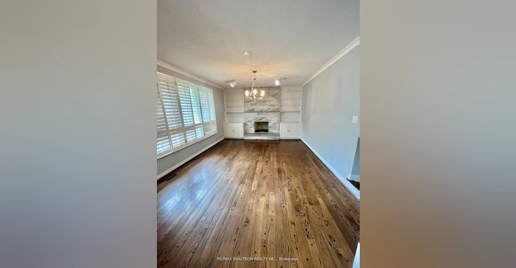 23 Lawnview Drive, Toronto, ON, M2N 5J9 - 3