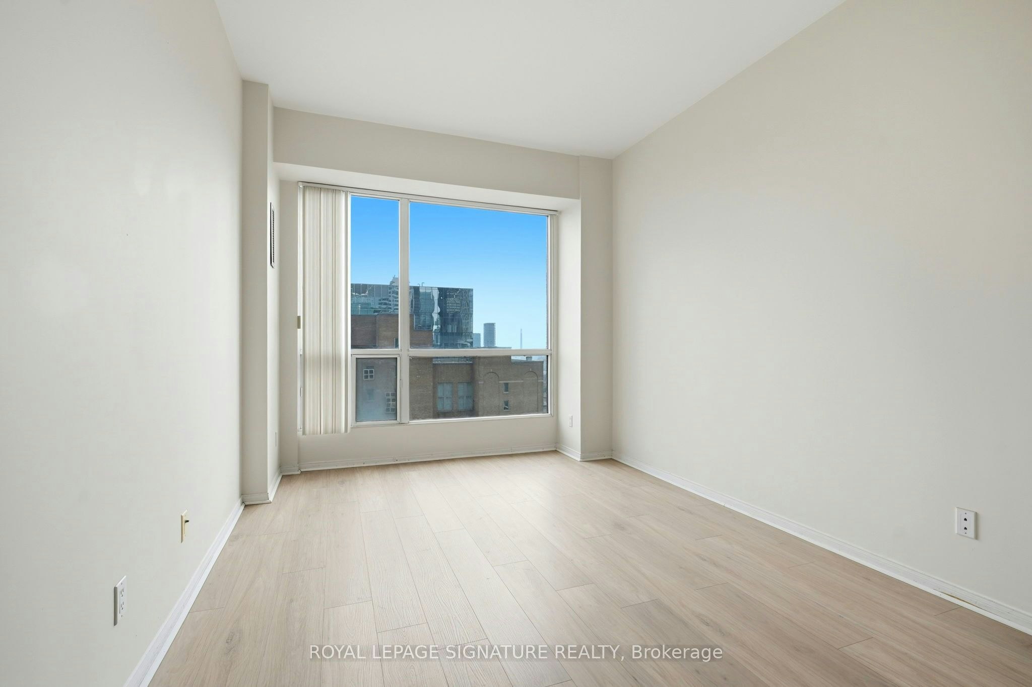 2014-7 King Street E, Toronto, ON, M5C 3C5 - 9