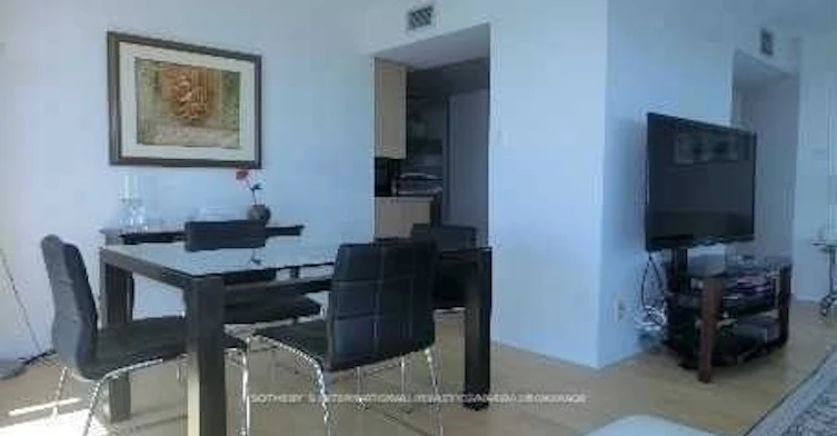 1207-99 Harbour Square, Toronto, ON, M5J 2H2 - 7