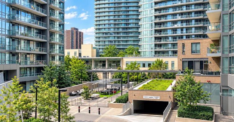 309-50 Forest Manor Road, Toronto, ON, M2J 1M6