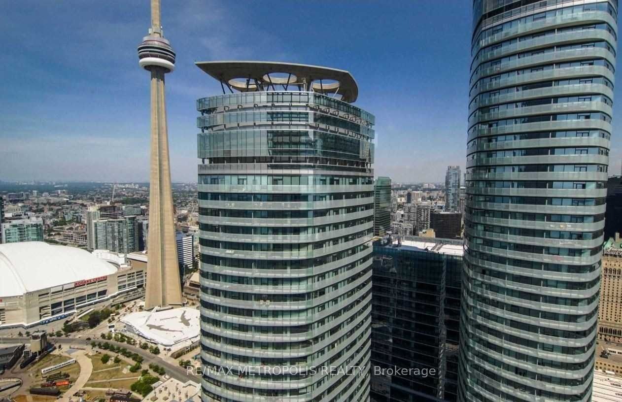 6101-10 York Street, Toronto, ON, M5J 2L9 - 13
