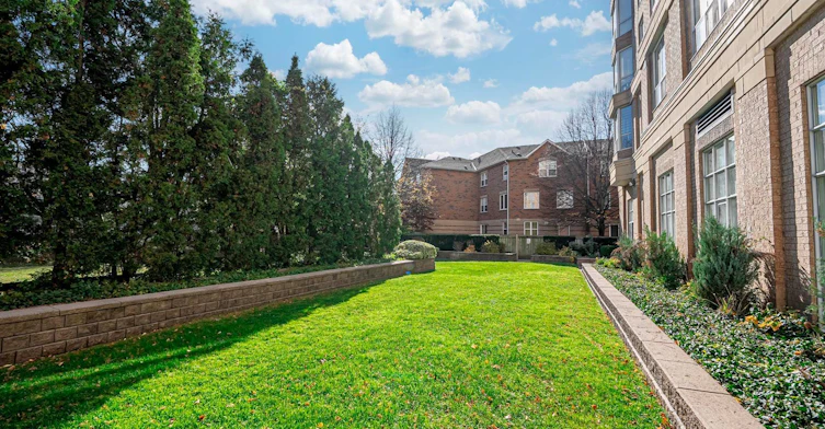 1209-21 Overlea Boulevard, Toronto, ON, M4H 1P2 - 35