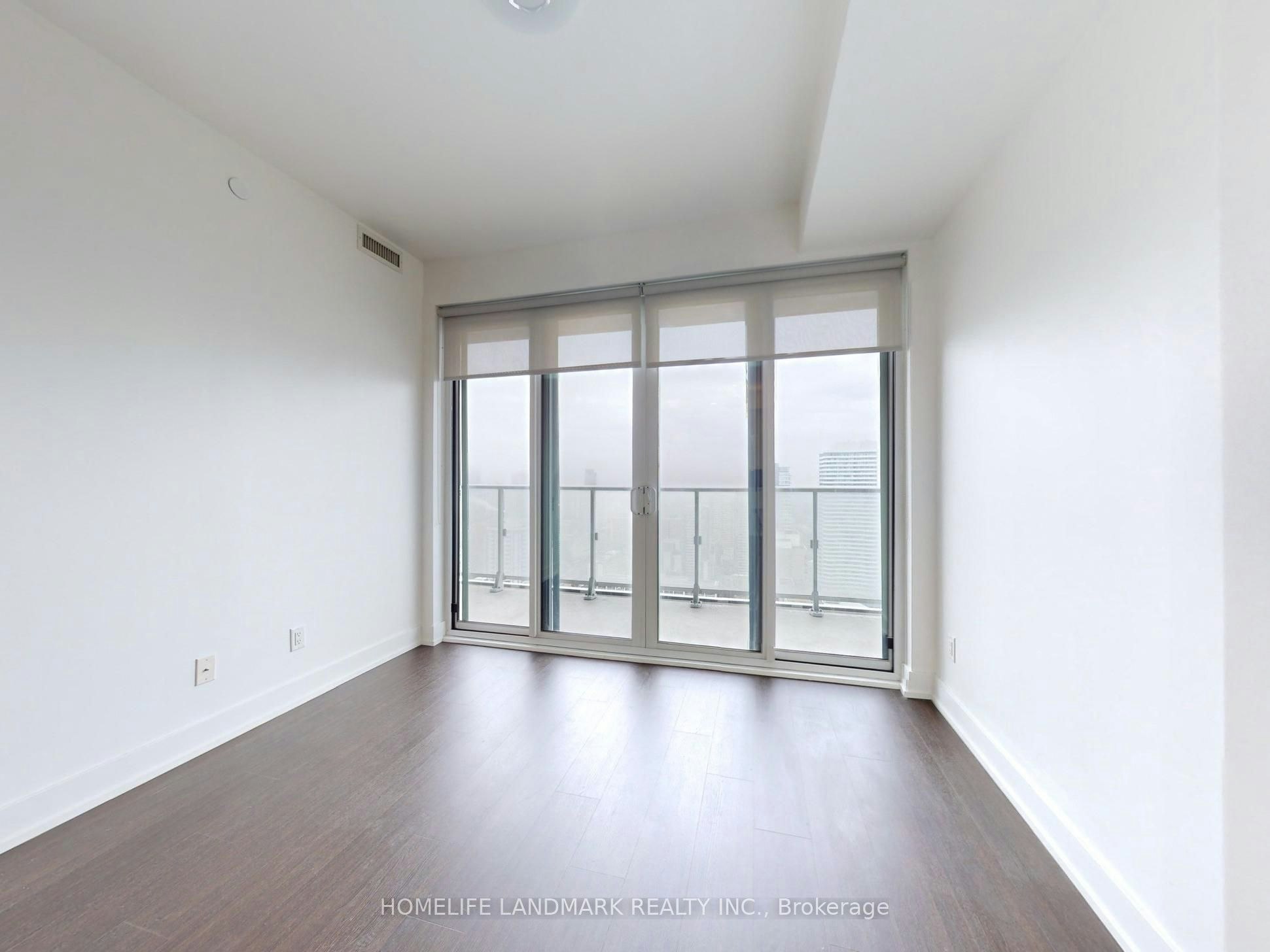 3806-7 Grenville Street, Toronto, ON, M4Y 0E9 - 4