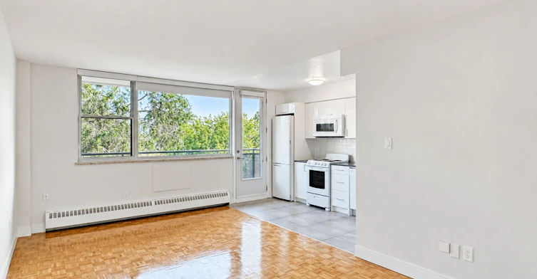 503-276 St George Street, Toronto, ON, M5R 2P6