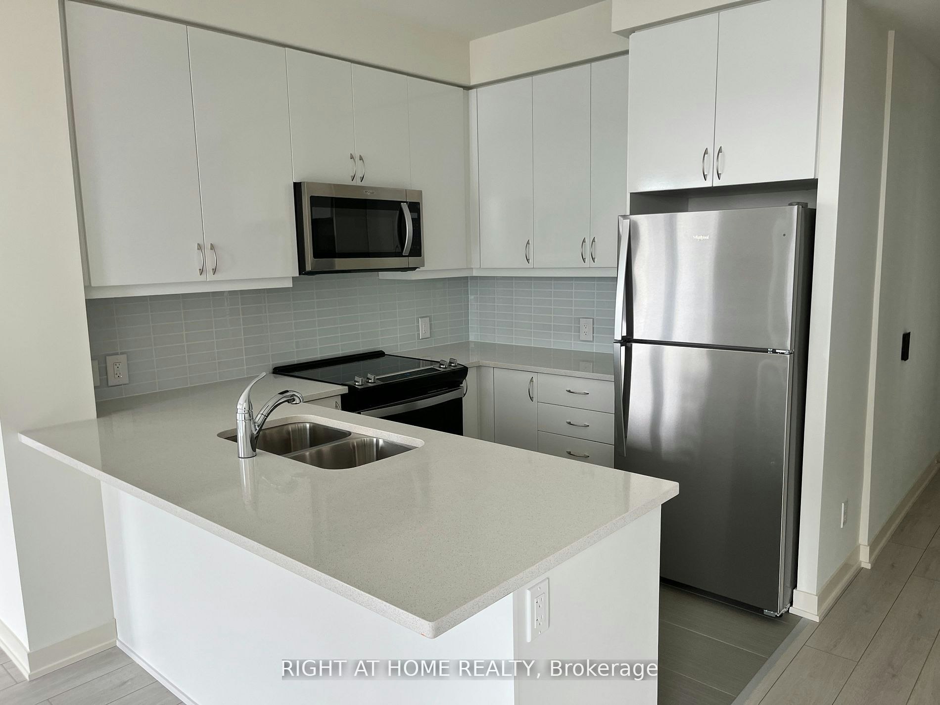 2906-4955 Yonge Street, Toronto, ON, M3N 0L8 - 5
