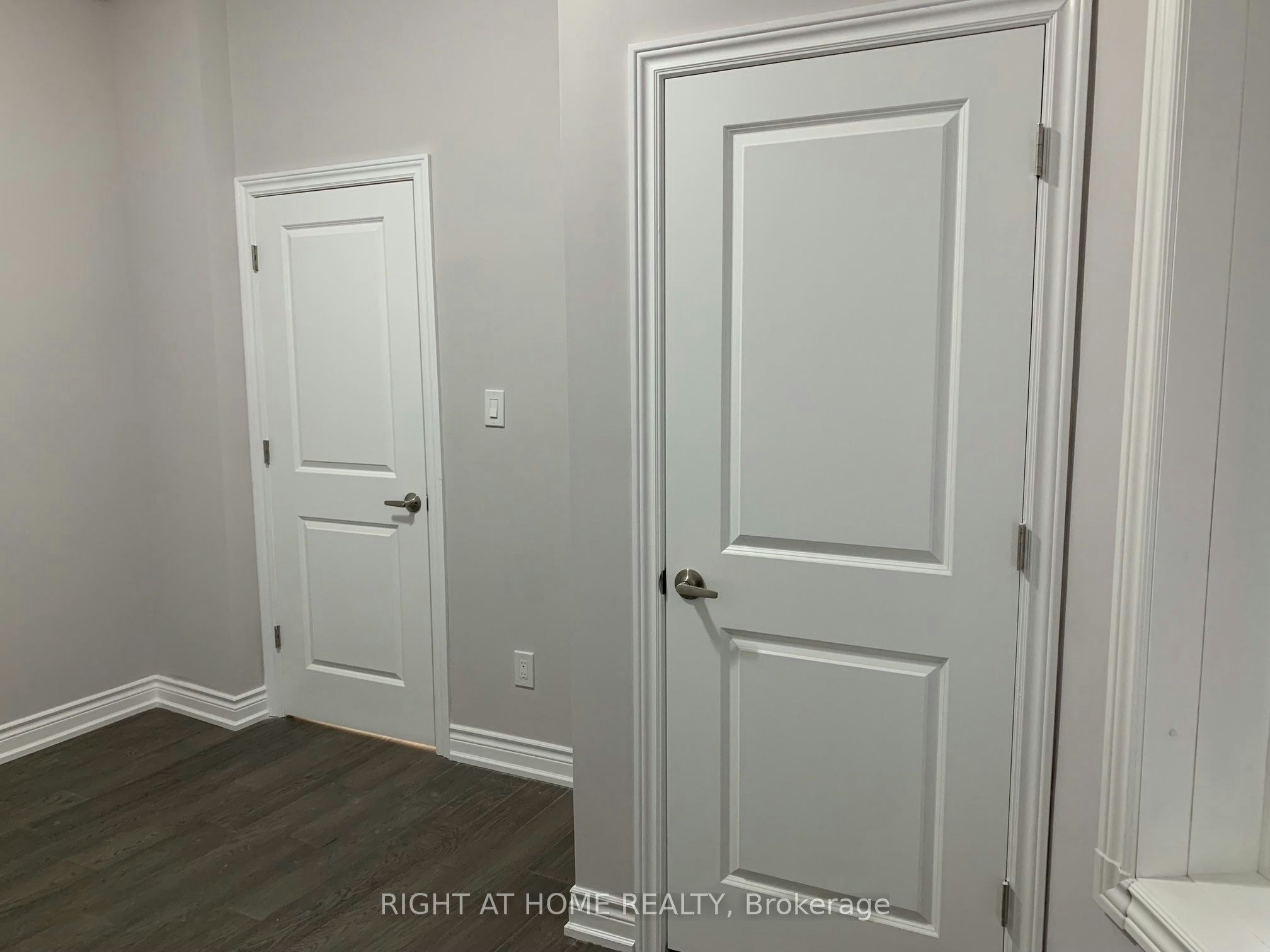 Main Floor Unit-57 Brunswick Avenue, Toronto, ON, M5S 2L8 - 9