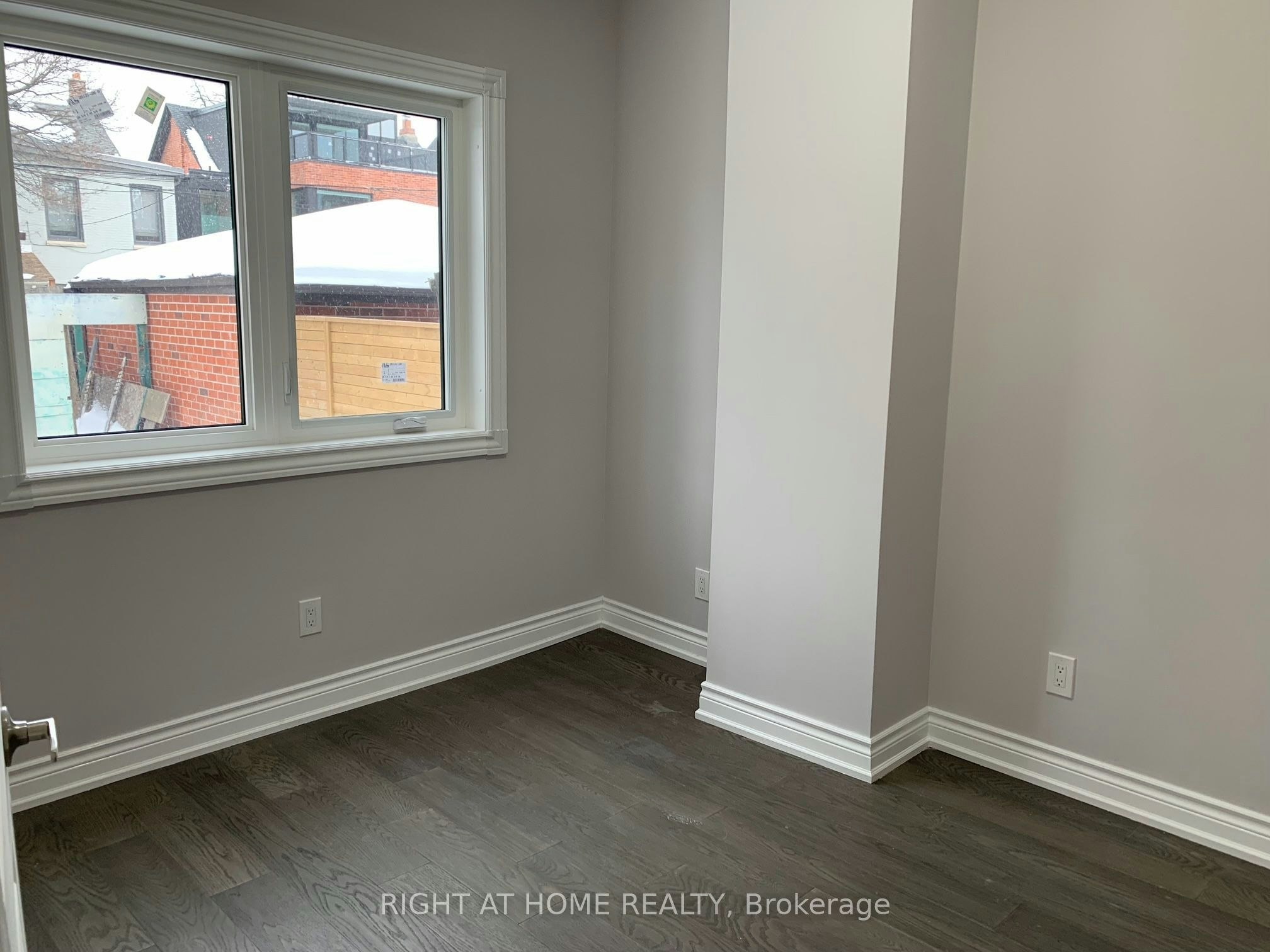 Main Floor Unit-57 Brunswick Avenue, Toronto, ON, M5S 2L8 - 7