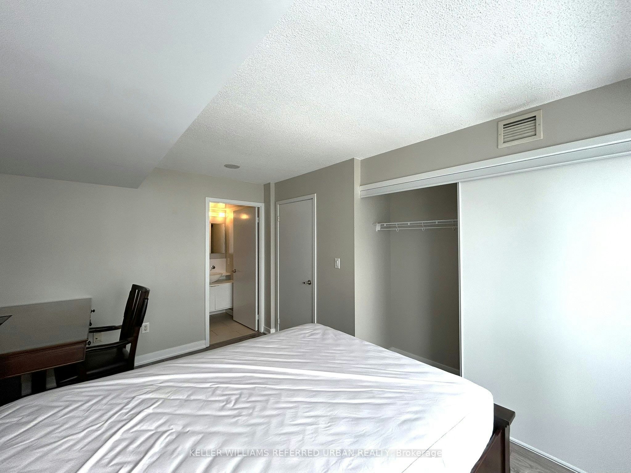 2906-15 Fort York Boulevard, Toronto, ON, L1G 3J5 - 8