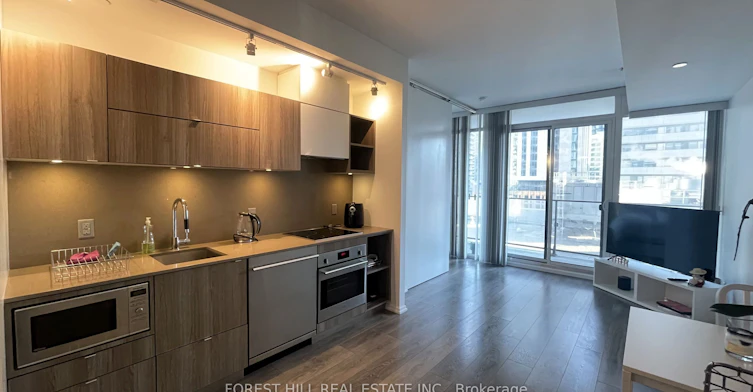 1110-125 Peter Street, Toronto, ON, M5V 0M2 - 2