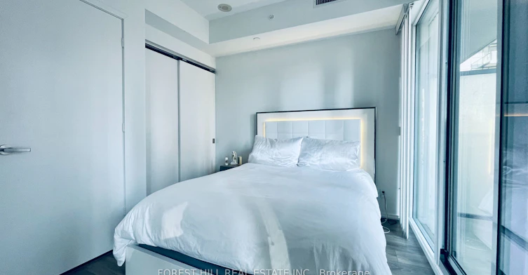 1110-125 Peter Street, Toronto, ON, M5V 0M2 - 6