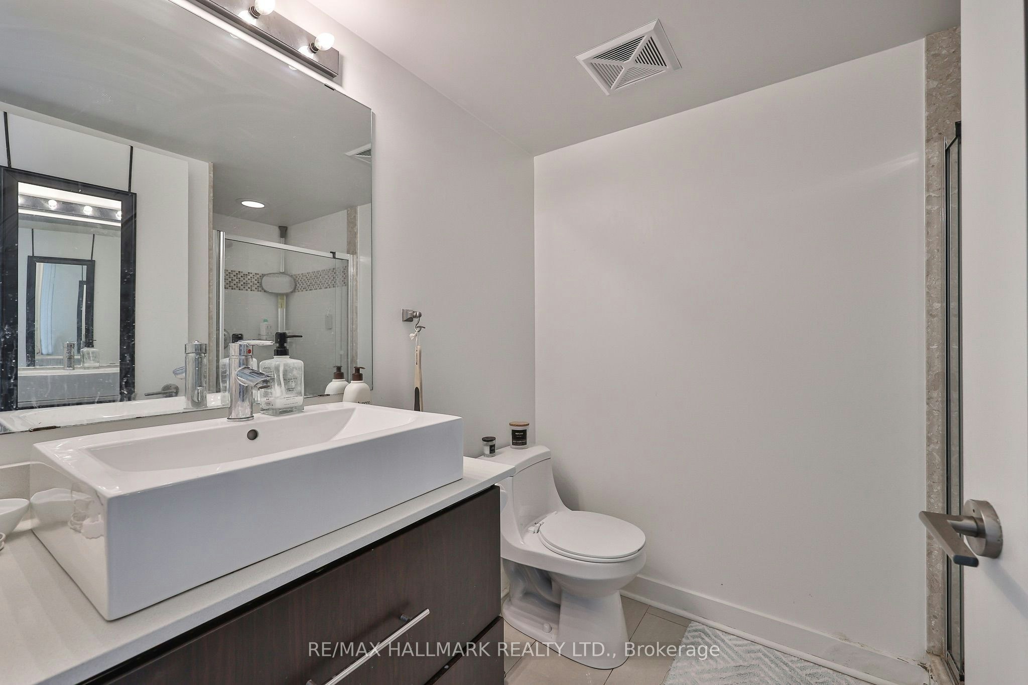1309-1171 Queen Street W, Toronto, ON, M6J 0A5 - 9