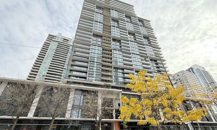1703-4955 Yonge Street