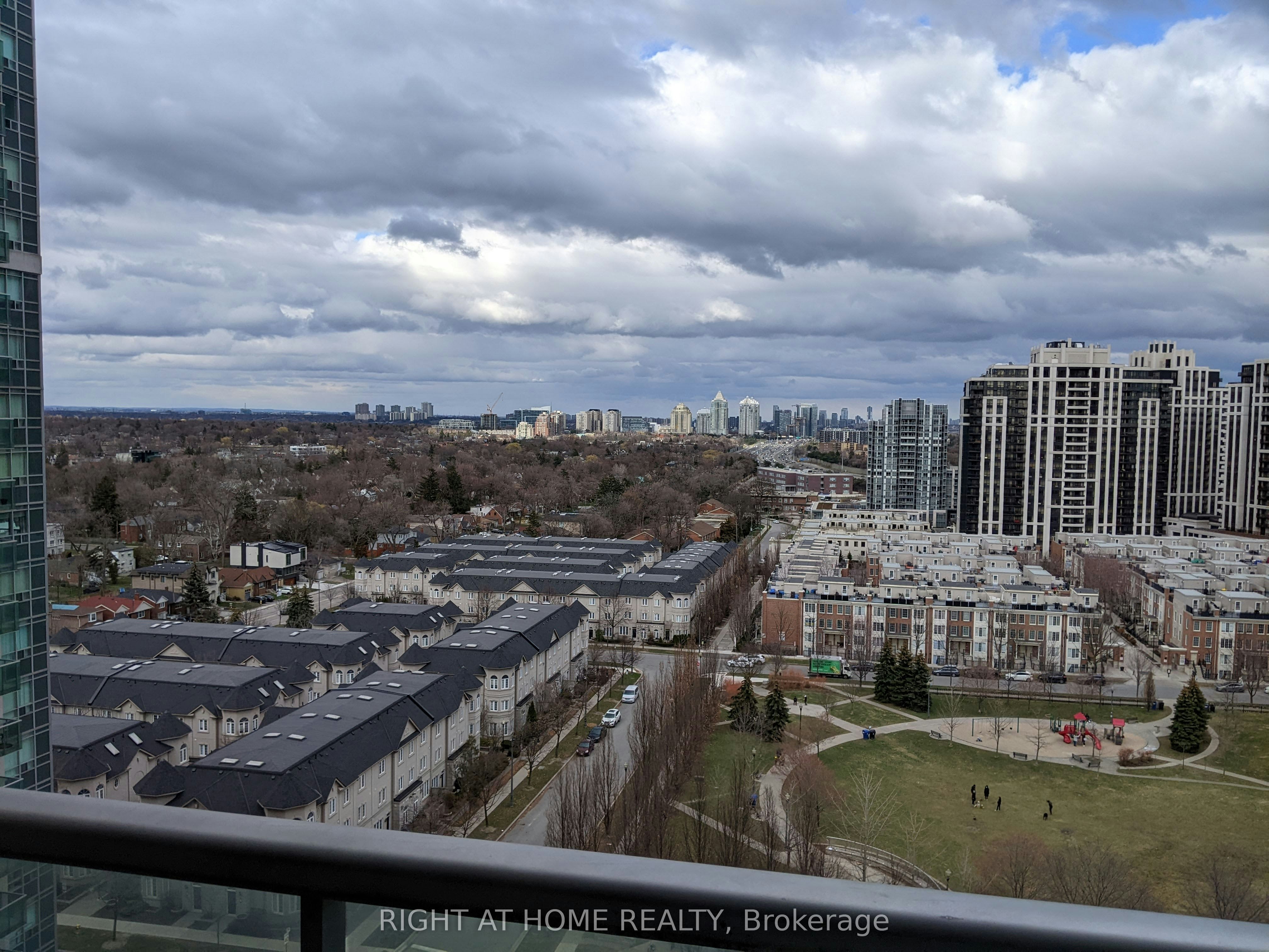 1608-18 Harrison Garden Boulevard, Toronto, ON, M2N 7J7 - 7