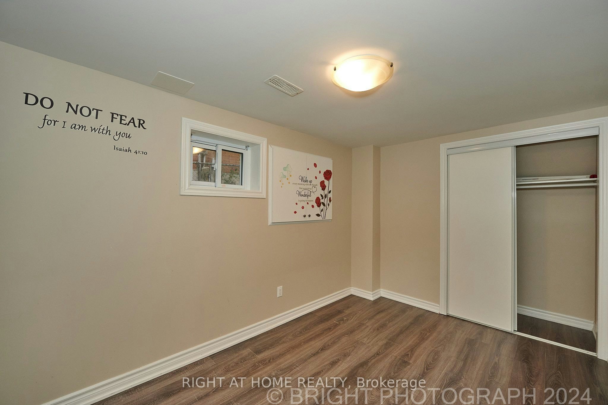 36 Ladner Drive, Toronto, ON, M2J 3Z7 - 2