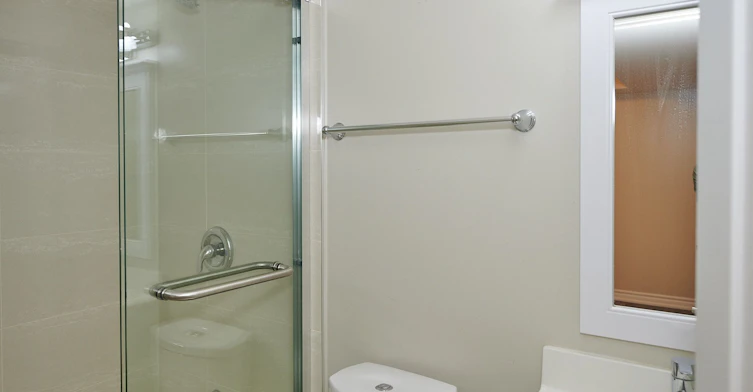 36 Ladner Drive, Toronto, ON, M2J 3Z7 - 6