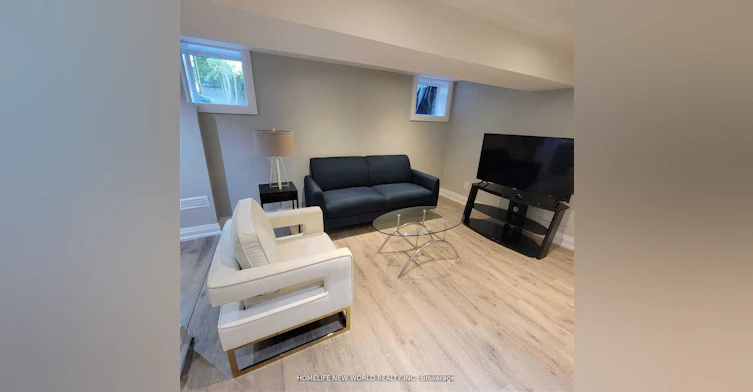 41 Brucewood Crescent, Toronto, ON, M6A 2G7 - 6