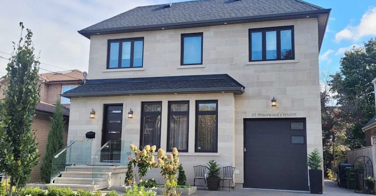 41 Brucewood Crescent, Toronto, ON, M6A 2G7 - 4