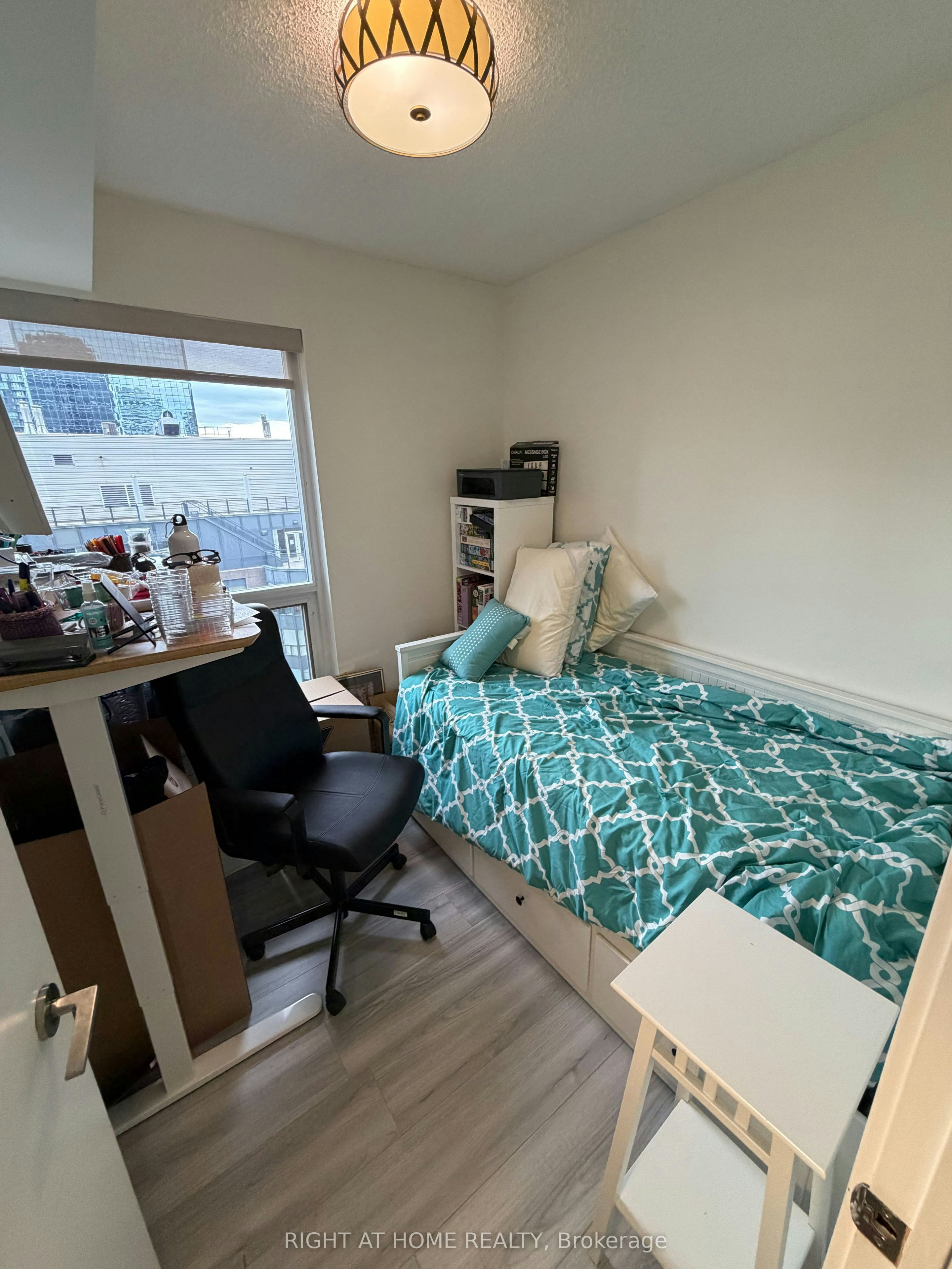 2001-21 Carlton Street, Toronto, ON, M5B 1L3 - 8