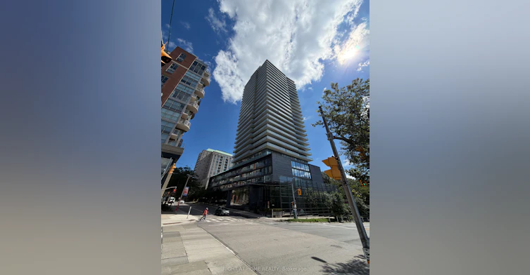 704-1815 Yonge Street, Toronto, ON, M4T 2A4