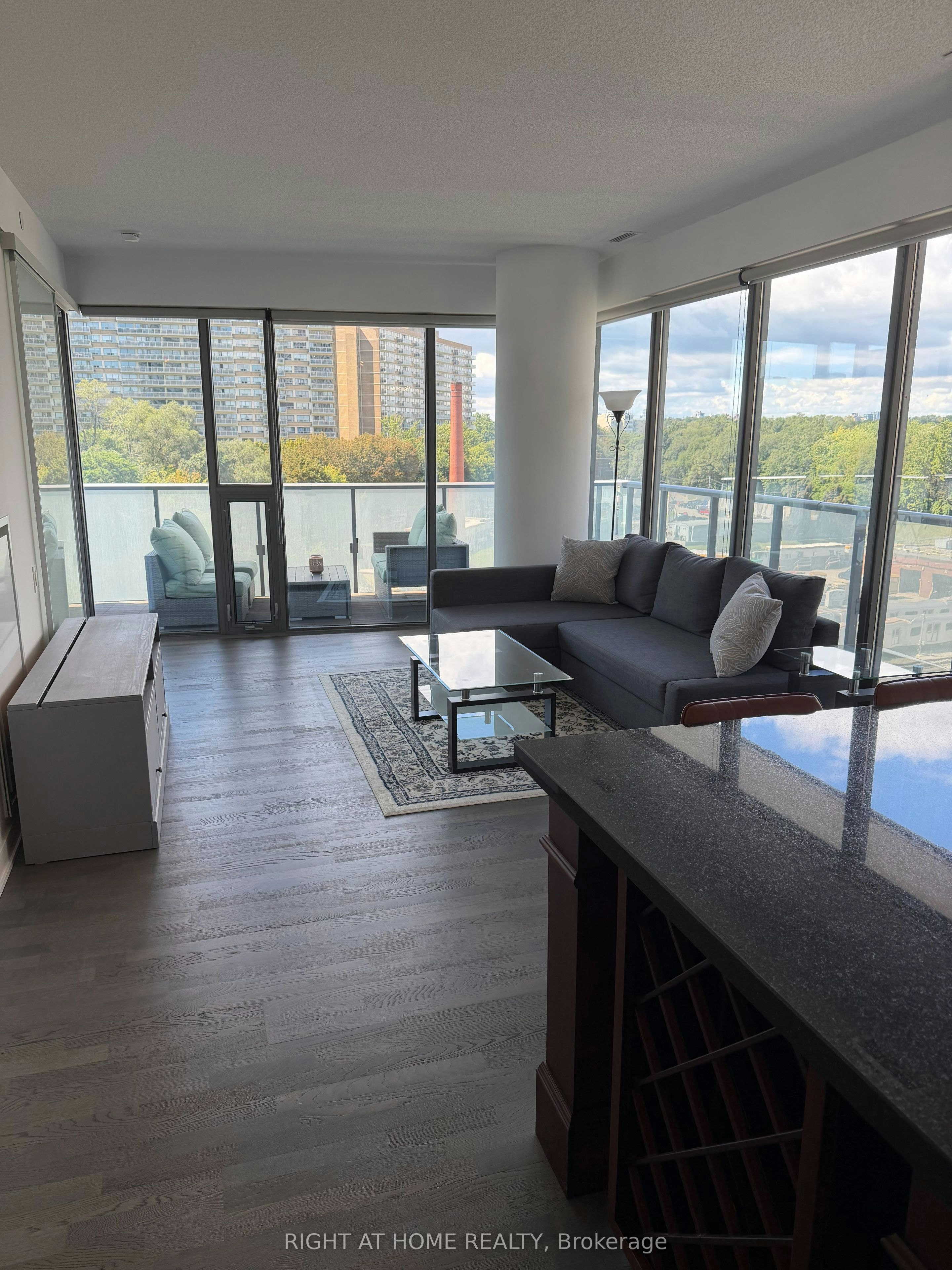 704-1815 Yonge Street, Toronto, ON, M4T 2A4 - 4