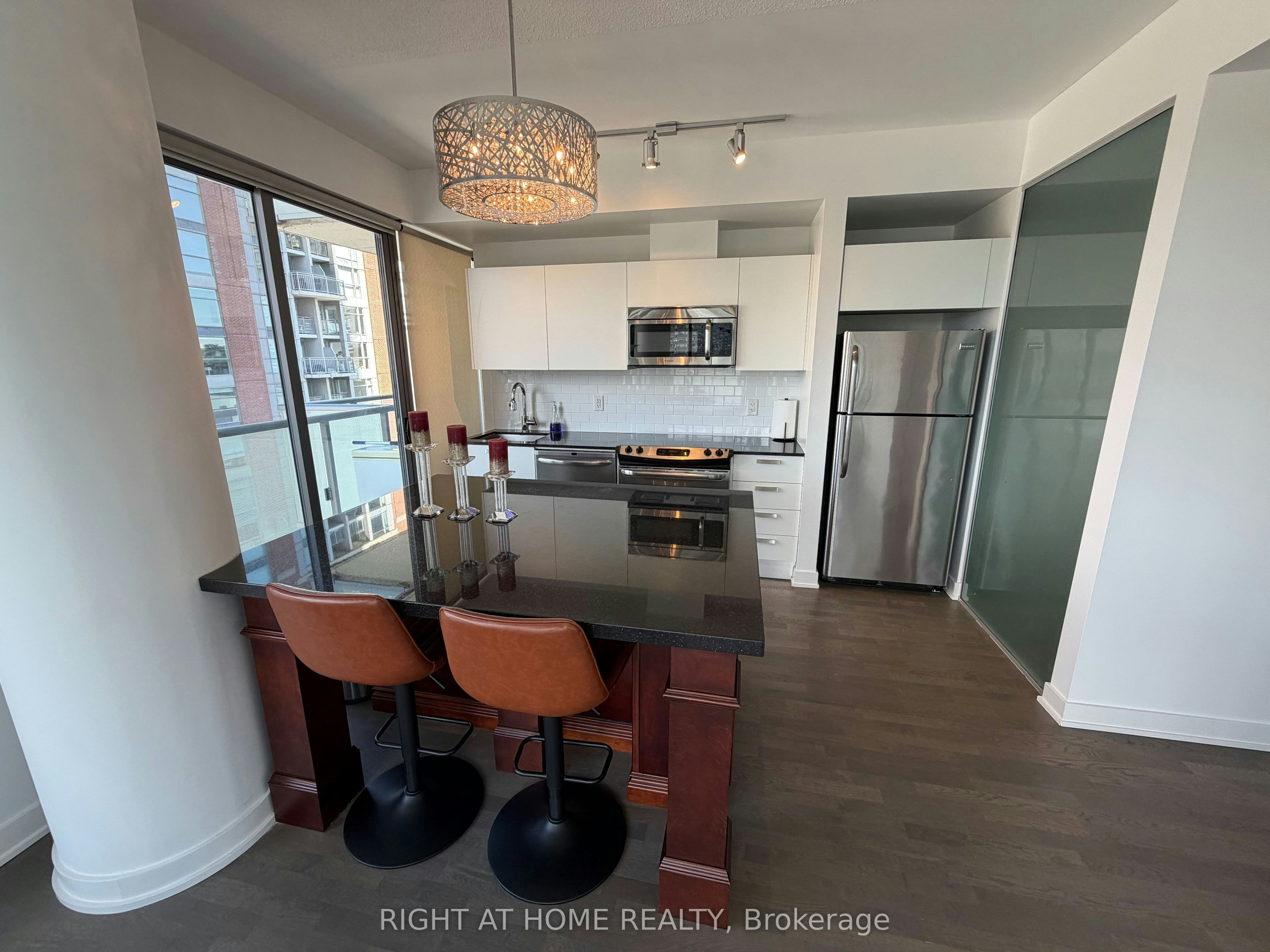 704-1815 Yonge Street, Toronto, ON, M4T 2A4 - 8
