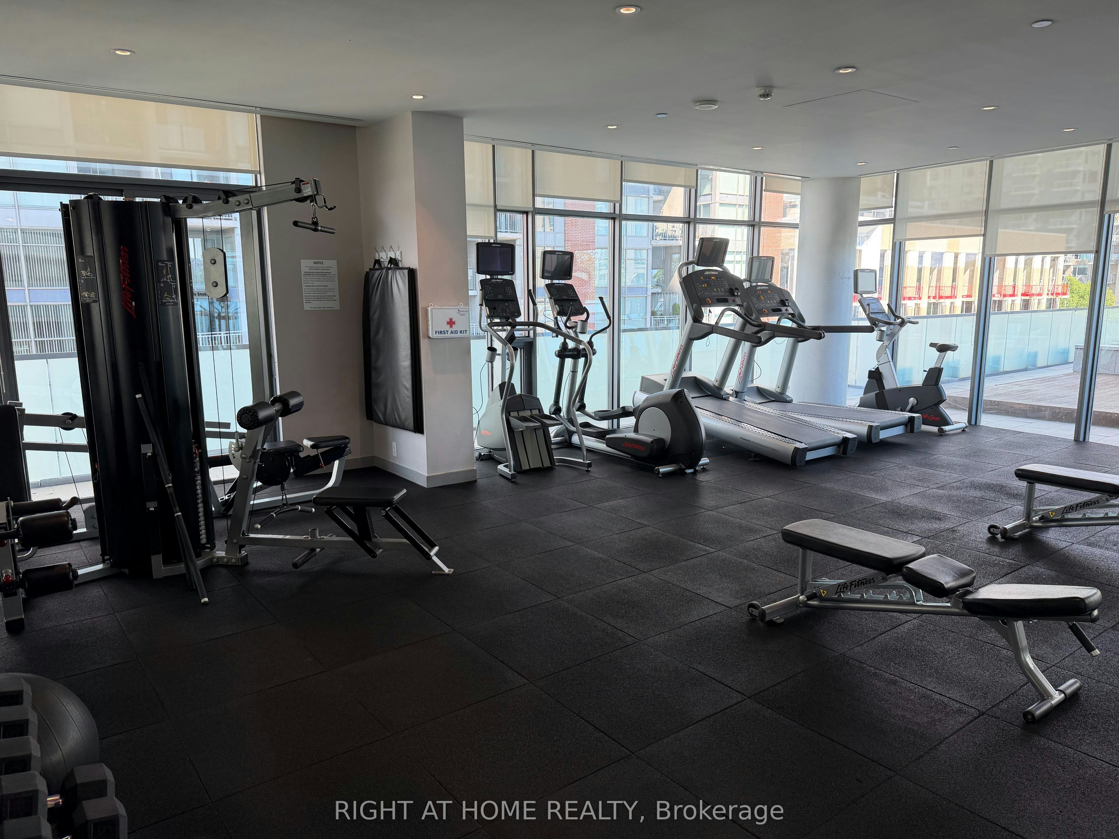 704-1815 Yonge Street, Toronto, ON, M4T 2A4 - 23