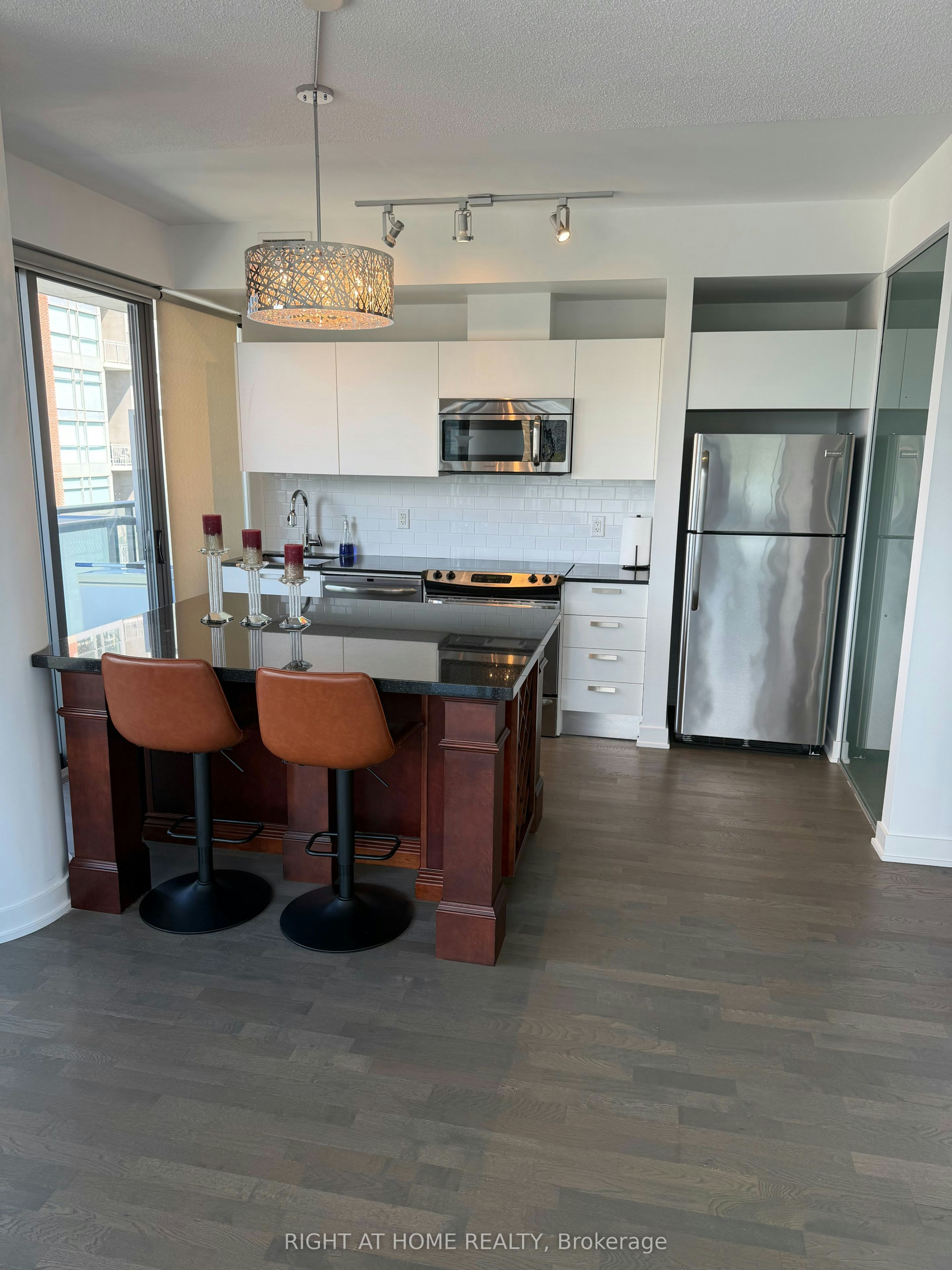 704-1815 Yonge Street, Toronto, ON, M4T 2A4 - 7