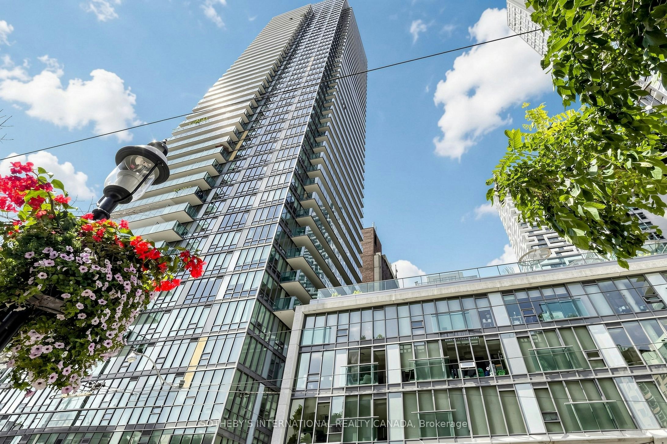 1606-33 Lombard Street, Toronto, ON, M5C 3H8