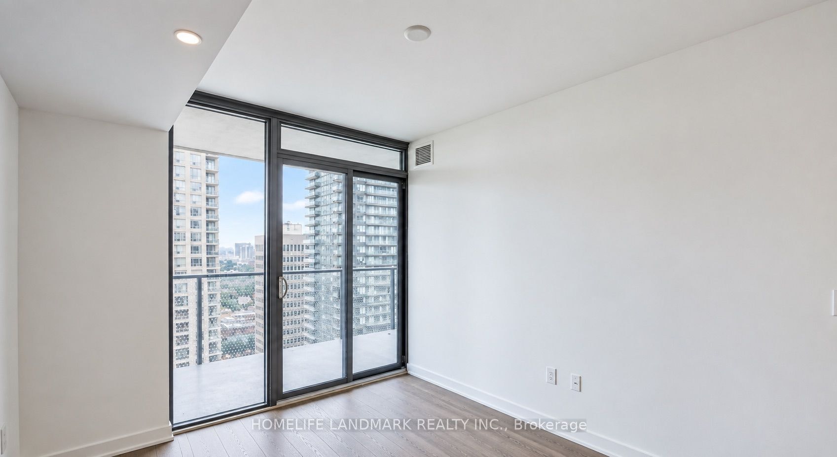 1907-11 Wellesley Street W, Toronto, ON, M4Y 1E8 - 6