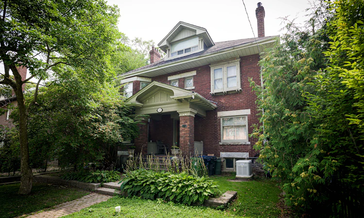 219 Balmoral Avenue