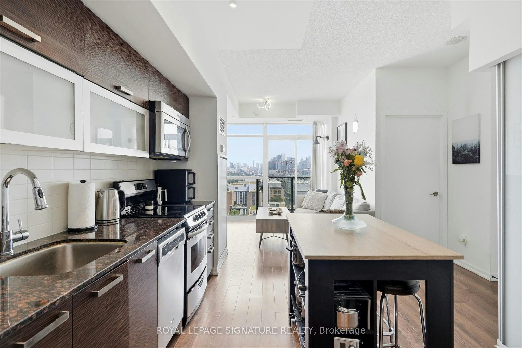 Ph02-68 Abell Street, Toronto, ON, M6J 0A2
