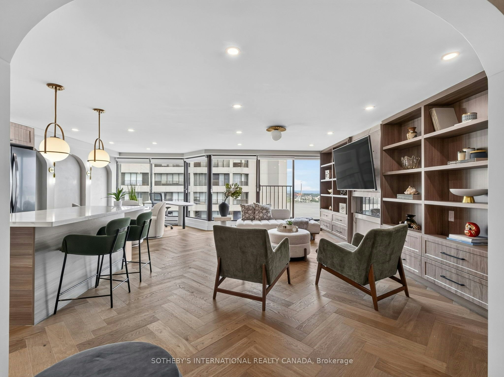 3503-65 Harbour Square, Toronto, ON, M5J 2L4 - 4