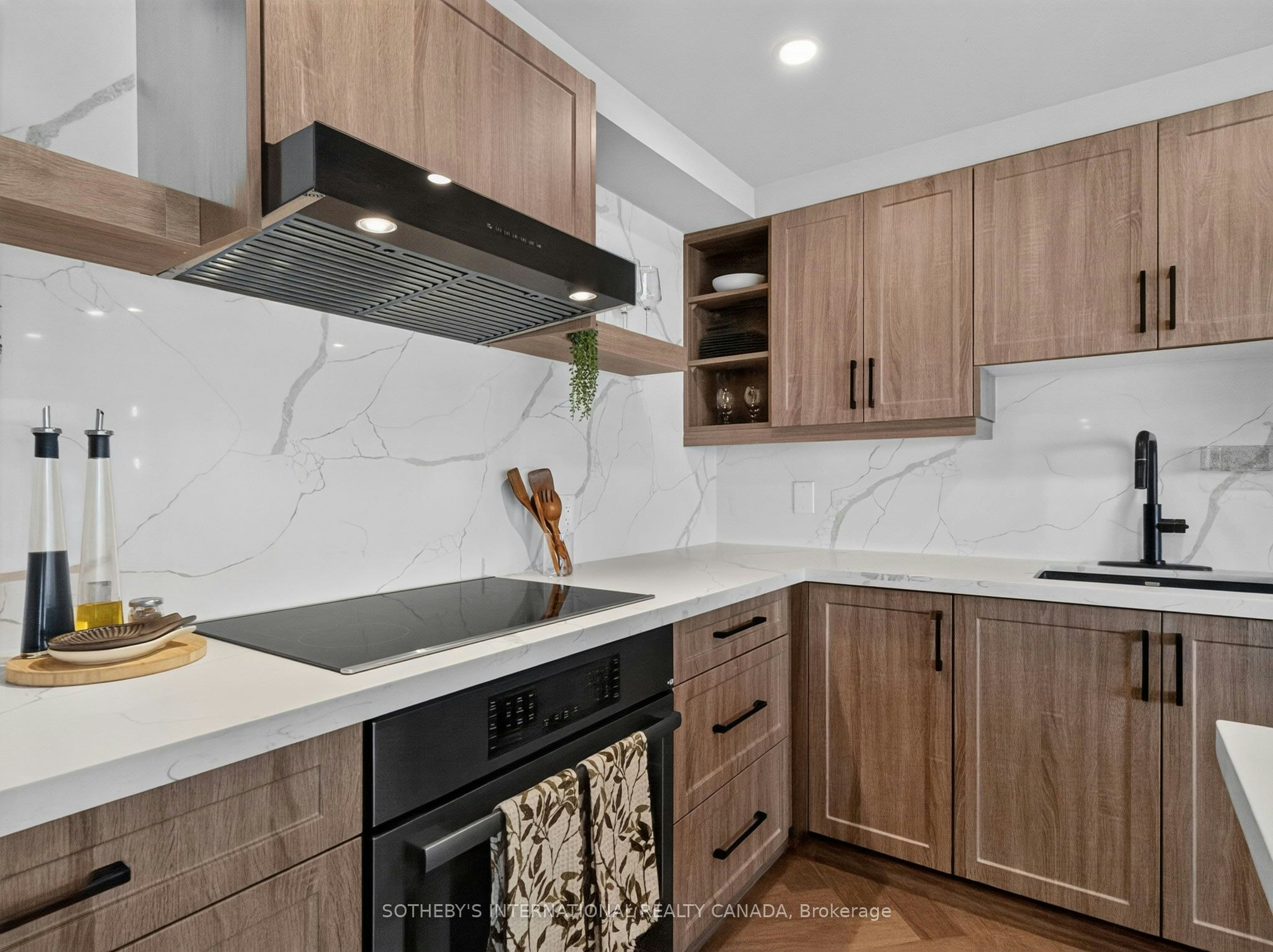 3503-65 Harbour Square, Toronto, ON, M5J 2L4 - 17