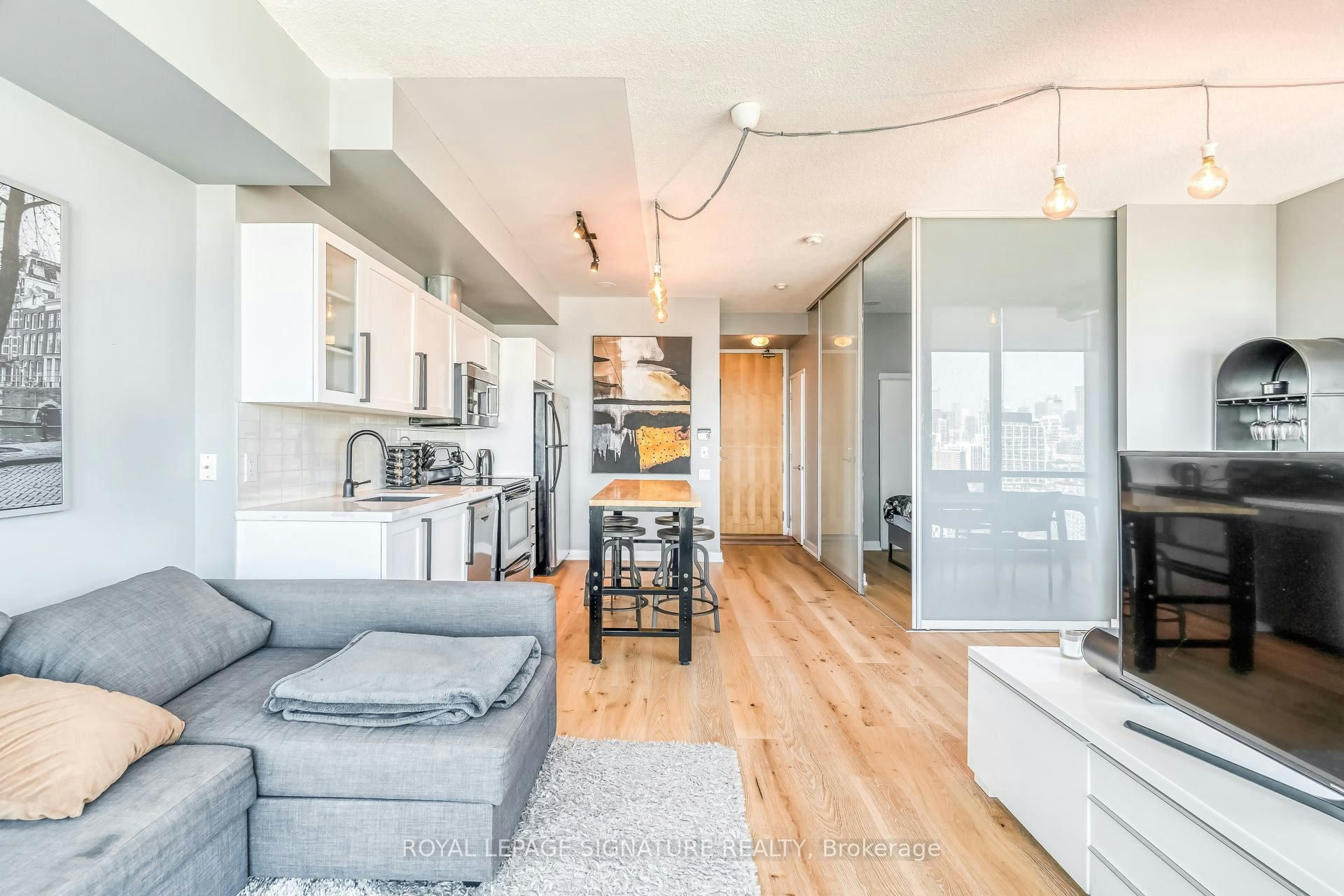 2308-33 Mill Street, Toronto, ON, M5A 3R3 - 13