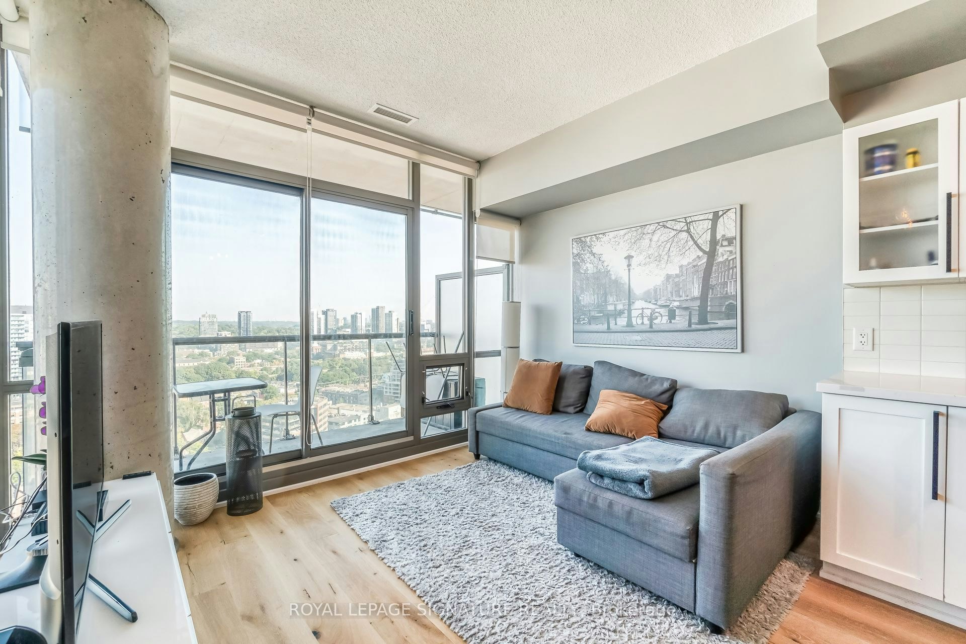 2308-33 Mill Street, Toronto, ON, M5A 3R3 - 9