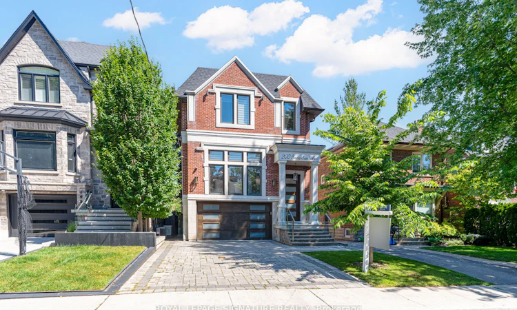 200 Snowdon Avenue