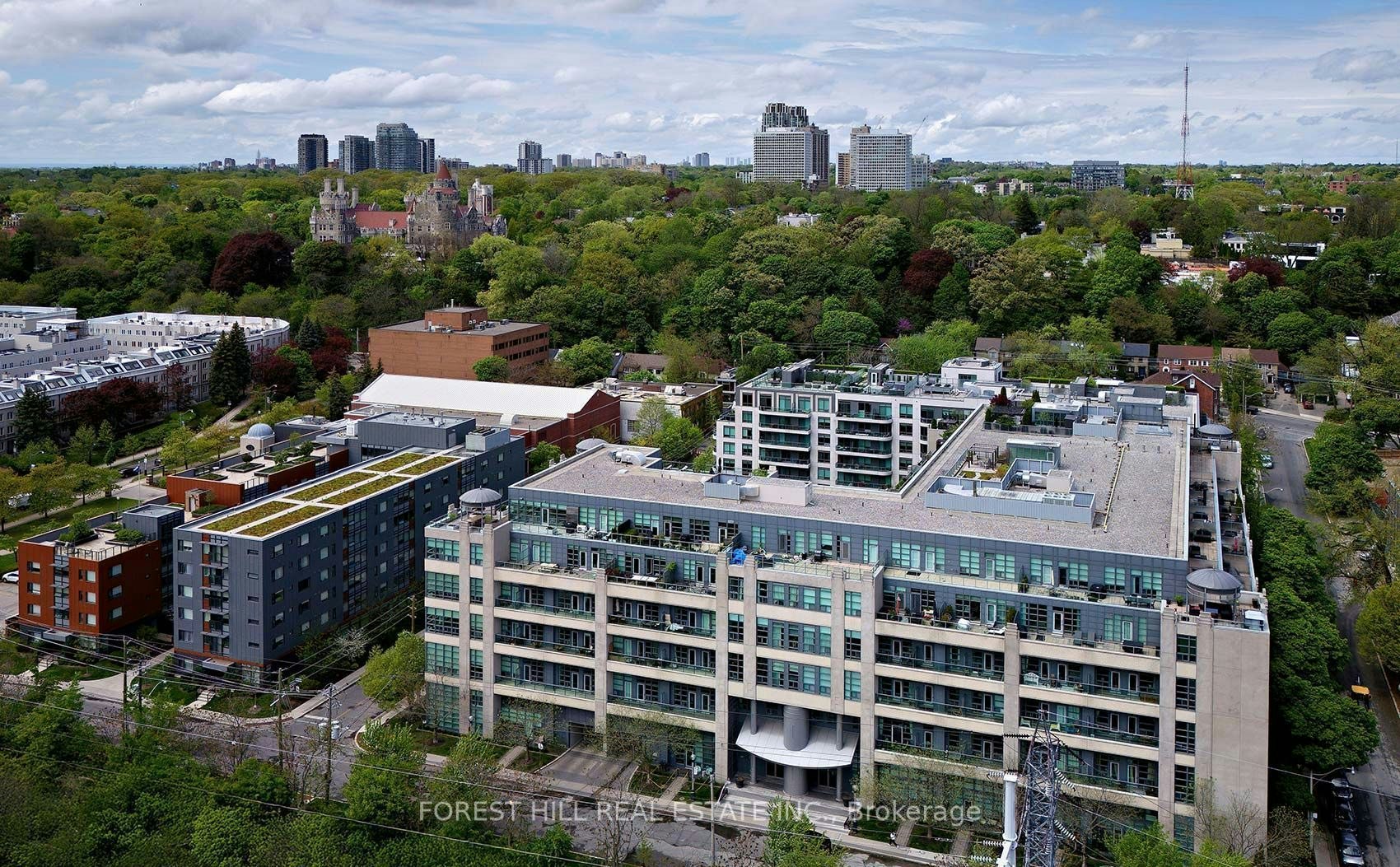 408-380 Macpherson Avenue, Toronto, ON, M4V 3E3