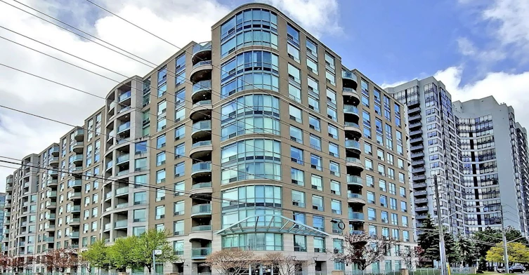 1111-28 Pemberton Avenue, Toronto, ON, M2M 4L9