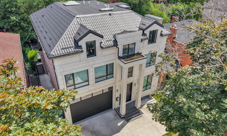 615 Briar Hill Avenue