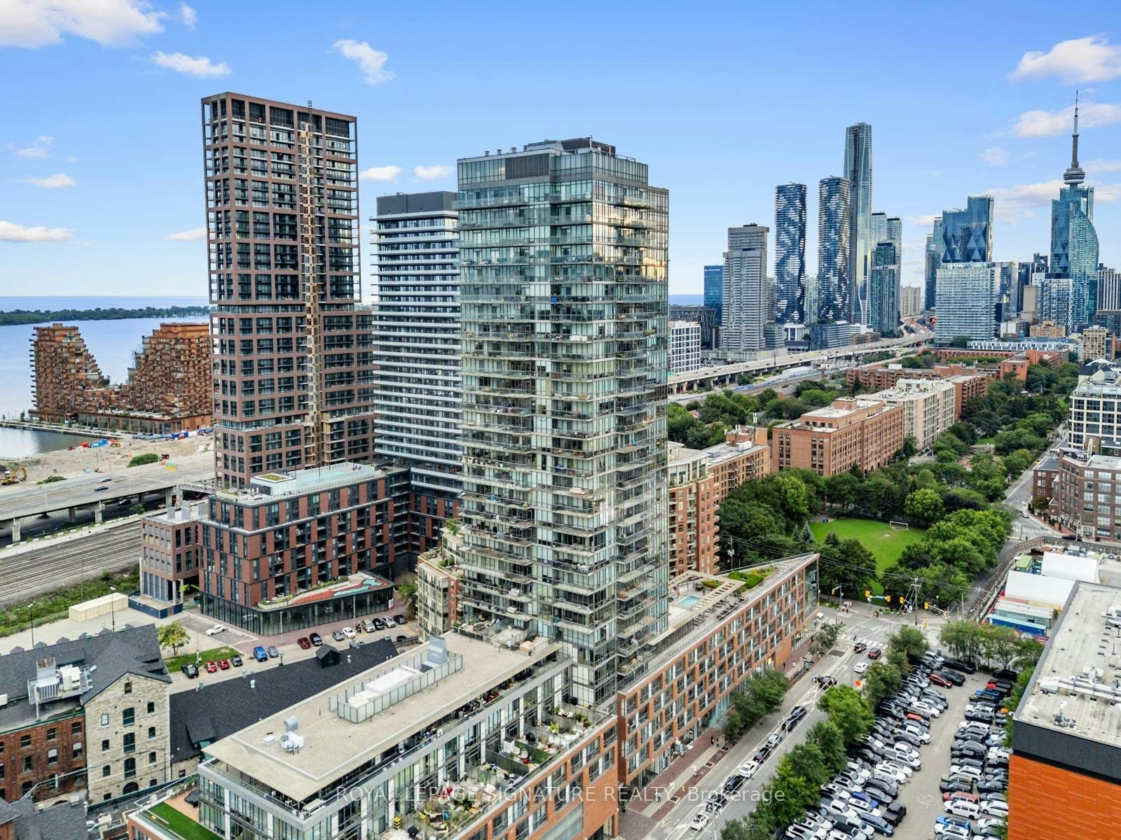 210-33 Mill Street, Toronto, ON, M5A 3R3