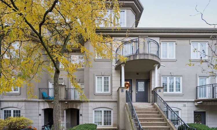 A30-108 Finch Avenue W