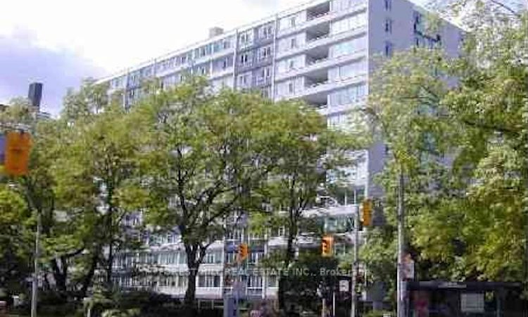 405-500 Avenue Road