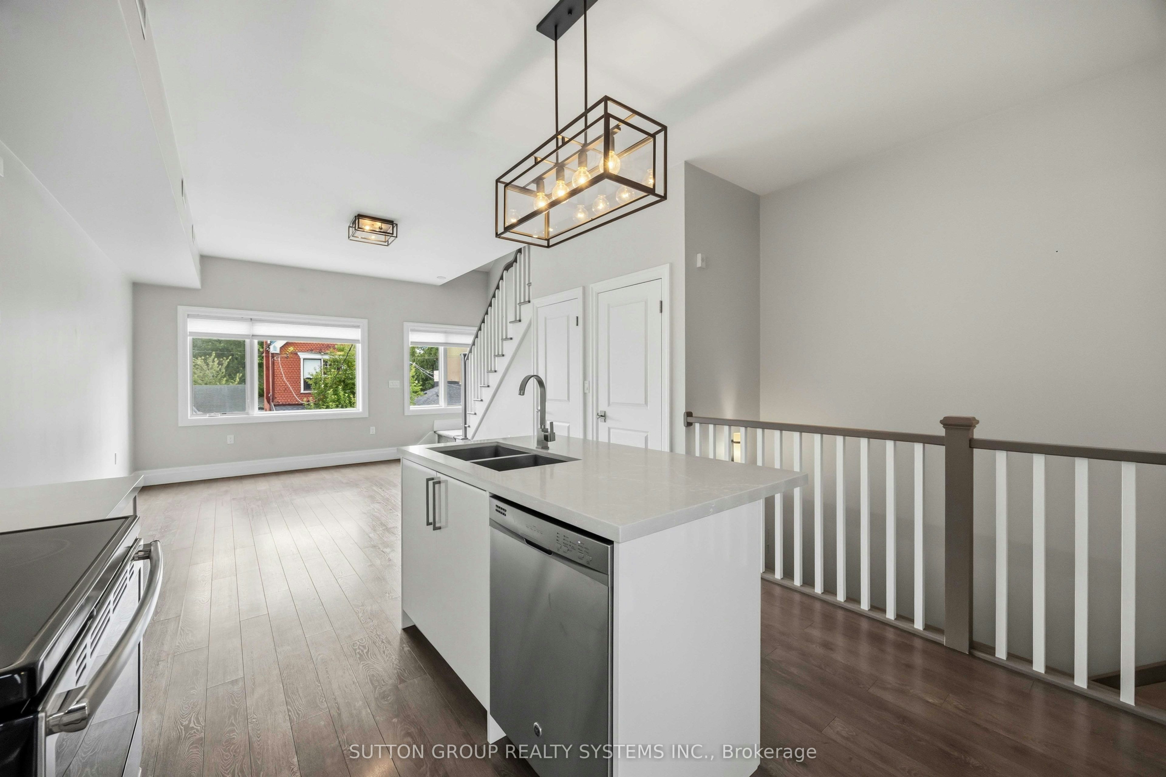 2-726 Richmond Street W, Toronto, ON, M6J 1C5 - 4
