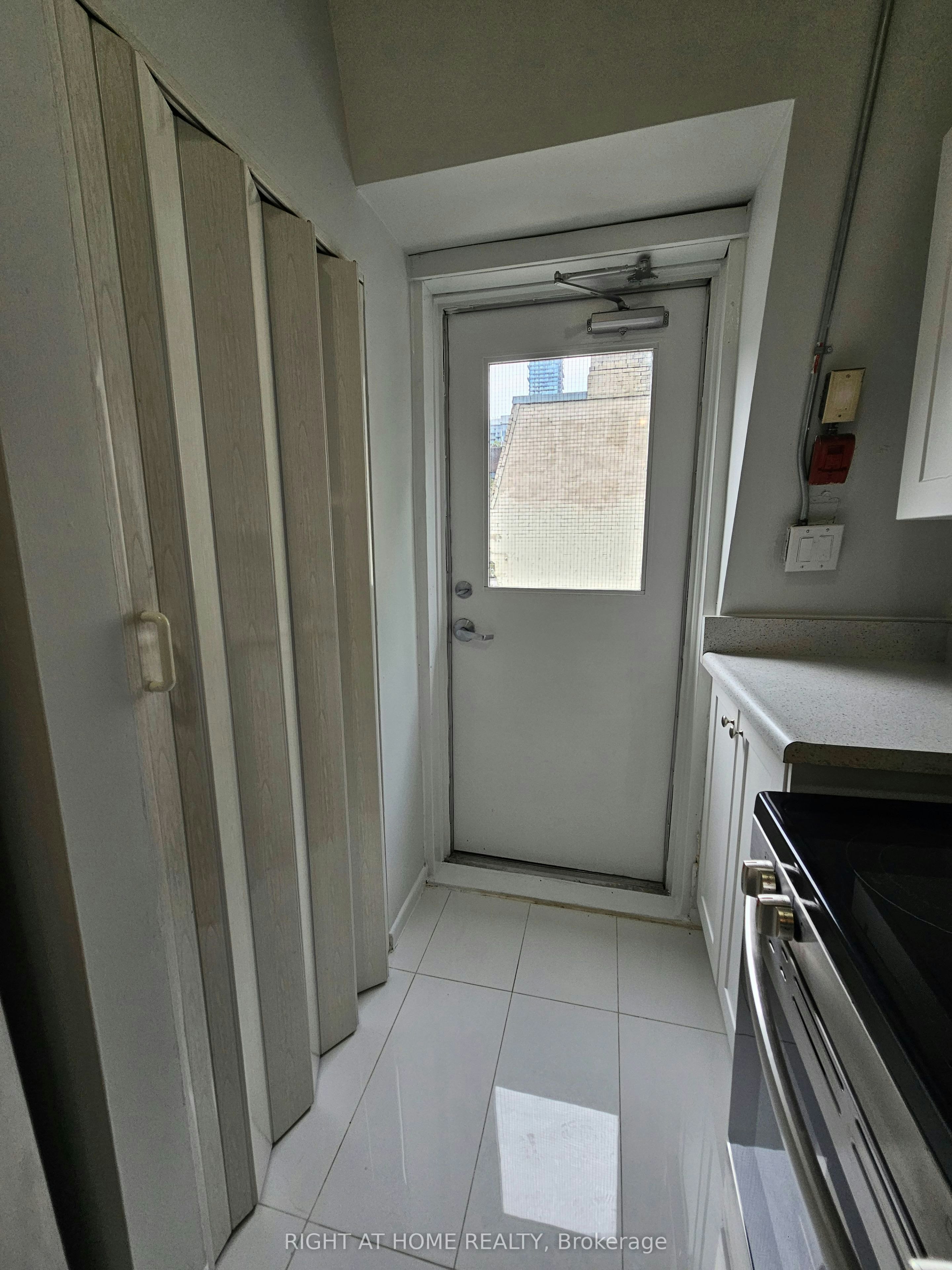 302-505 Church Street, Toronto, ON, M4Y 1H2 - 8